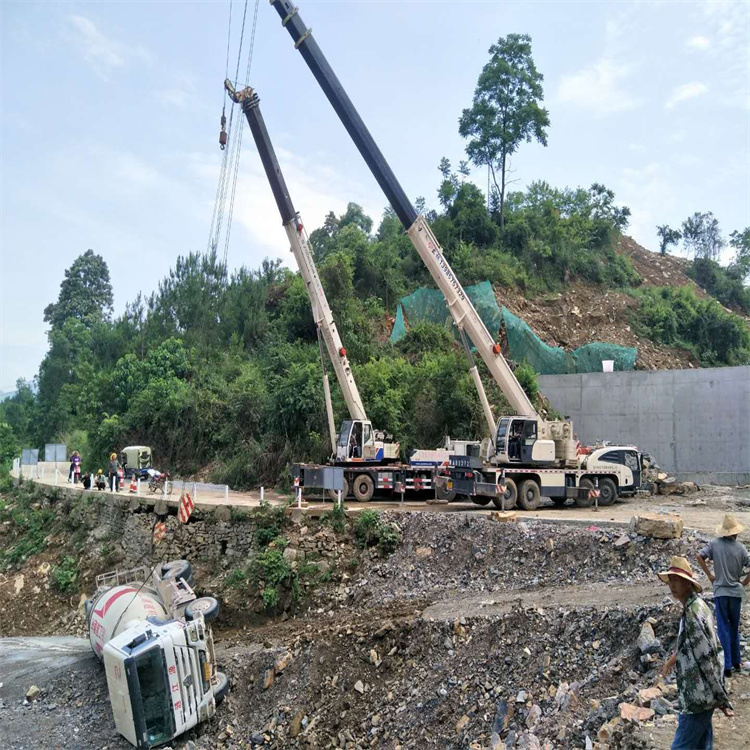 博鳌镇汽车掉沟里叫吊车救援要多少钱