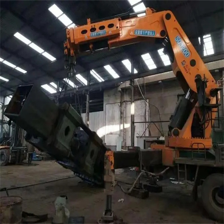 博鳌镇130吨折臂吊车出租吊机租赁附近电话